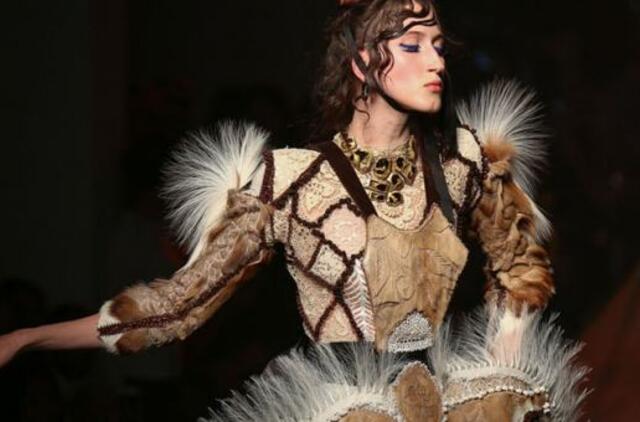 PV17: Aukštoji mada Paryžiuje