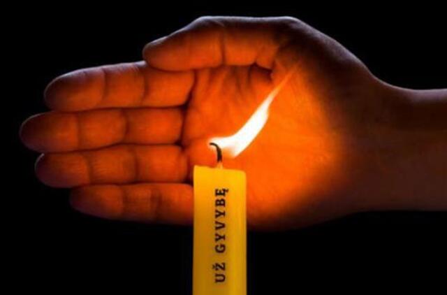 Sudegintos merginos artimieji nori keturių milijonų eurų