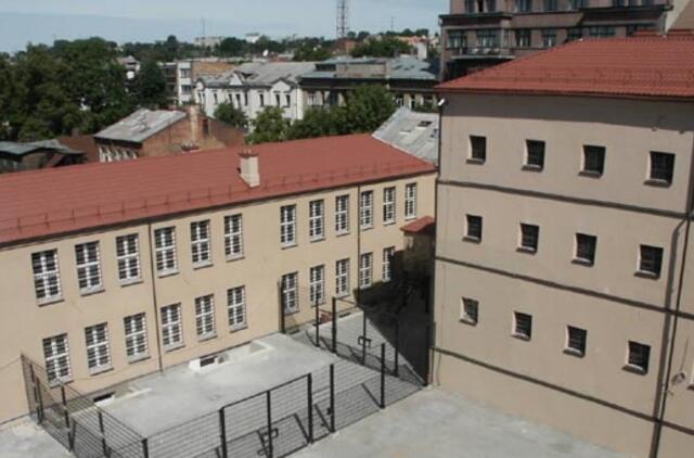 Teisingumo ministerija perima tyrimą dėl pažeidimų Kauno tardymo izoliatoriuje