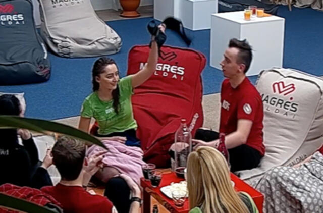 TV šou dalyviai nevaržė savęs: krito liemenėlė