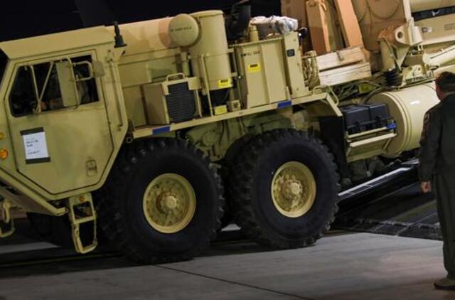 JAV atgabeno į Pietų Korėją priešraketinių sistemų THAAD