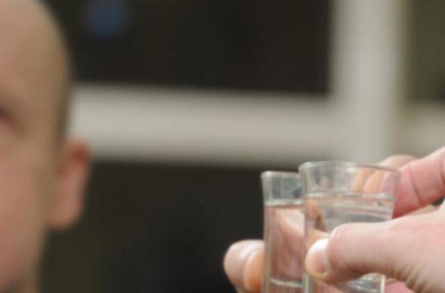 Lietuviai – tarp labiausiai alkoholiu linkusių piktnaudžiauti europiečių