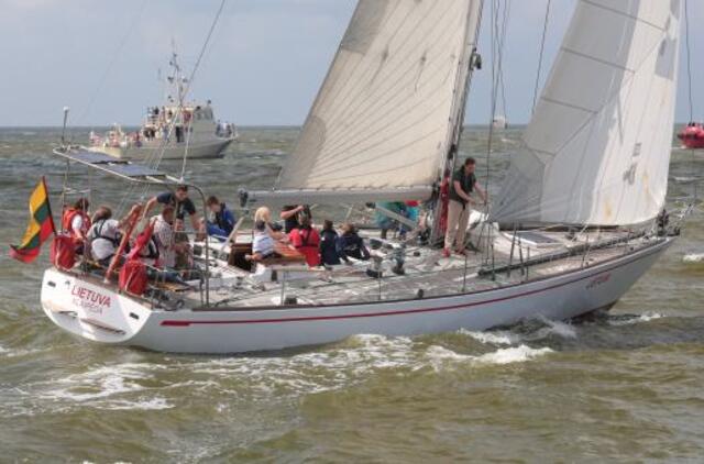 „Ostmarina“ nenuleidžia burių ir kviečia naujokus