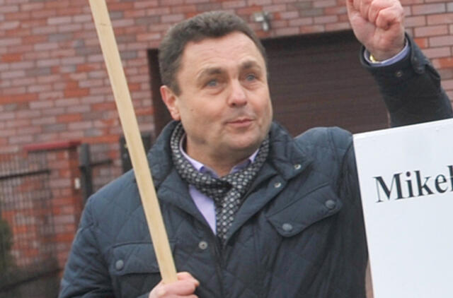 Prašoma panaikinti Petro Gražulio neliečiamybę