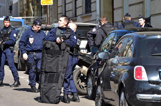 TVF biure Paryžiuje sprogo paštu atsiųstas sprogmuo