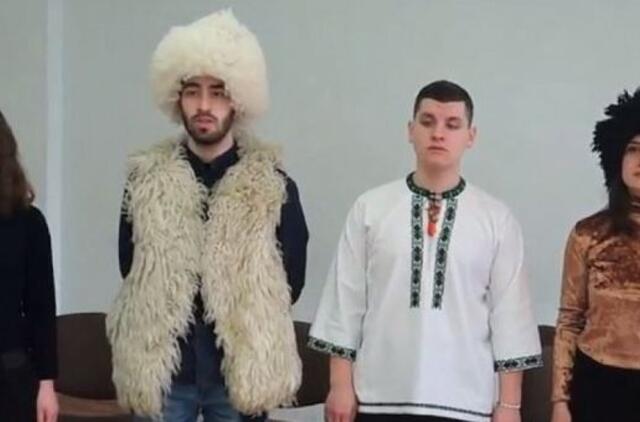 Užsienio baltistikos studentai Lietuvai siunčia originalų pasveikinimą su Kovo 11-ąja