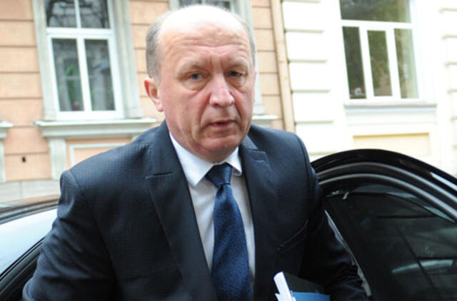 VTEK pradėjo tyrimą dėl Andriaus Kubiliaus automobilio nuomos