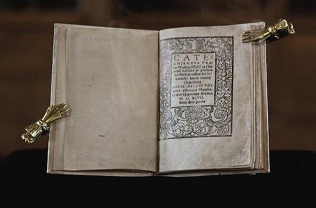 VU bibliotekoje bus eksponuojamas Martyno Mažvydo "Katekizmas"