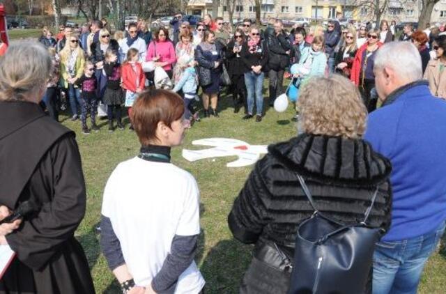 Atmerkime akis – jie tik truputį kitokie