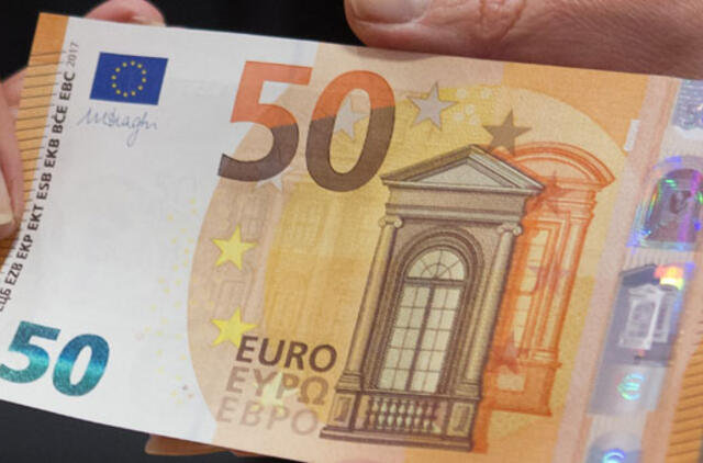 Bankas pristatė atnaujintą 50 eurų banknotą (video)