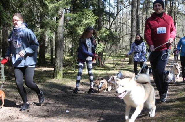 Bėgimu paminėta Šuns diena