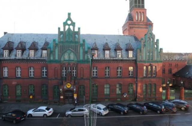 Ketinama grąžinti istorinę Centrinio pašto stogo dangą