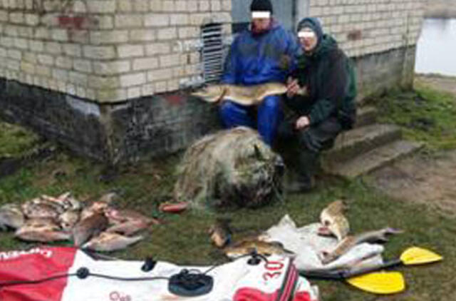 Neteisėta lydekų žvejyba baigėsi baudomis