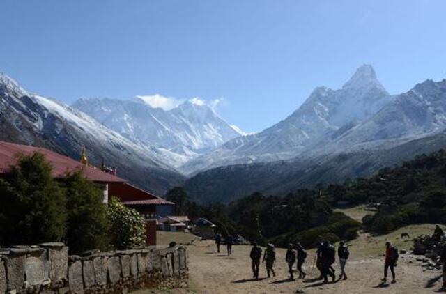 Evereste žuvo dar keturi alpinistai