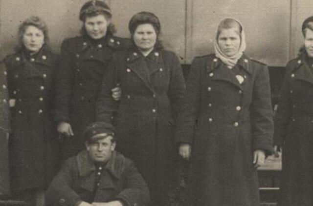 Klaipėdos akvarelės: namai ir žmonės (487)