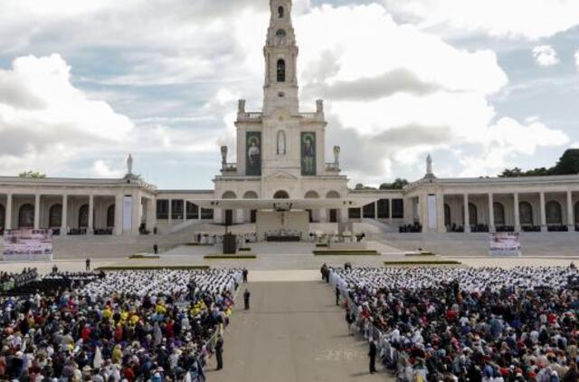 Portugalija: popiežius Pranciškus paskelbė šventaisiais piemenėlius, kuriems prieš 100 metų apsireiškė Mergelė Marija
