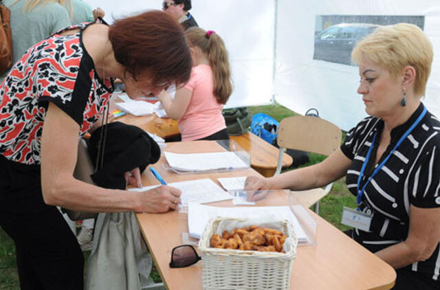 Renka parašus dėl vaistinės išsaugojimo