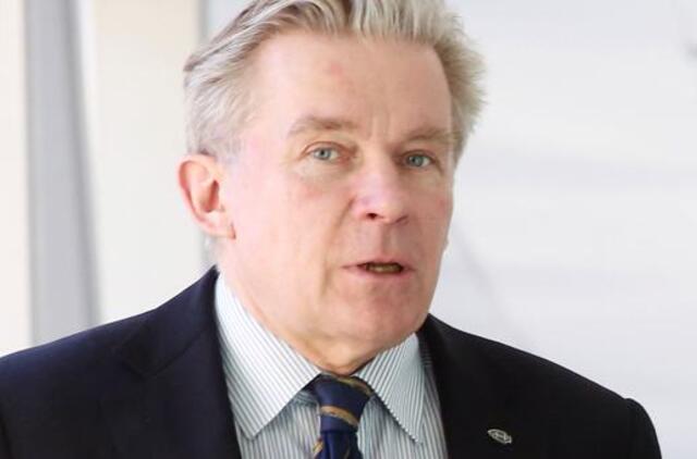 Siūloma spręsti vardų ir pavardžių rašymą asmens dokumentuose