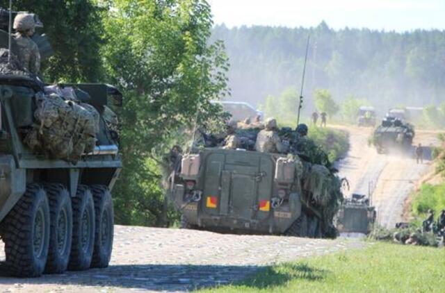 Klaipėdos link judės karinio transporto kolonos