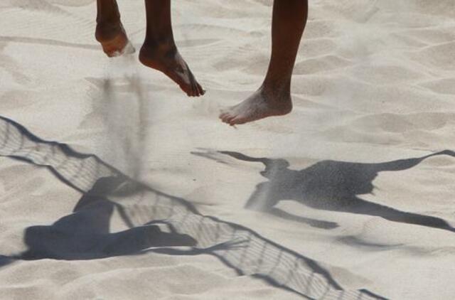 Paplūdimio tinklininkės Ieva Dumbauskaitė ir Monika Povilaitytė turnyre Kinijoje pateko į pusfinalį