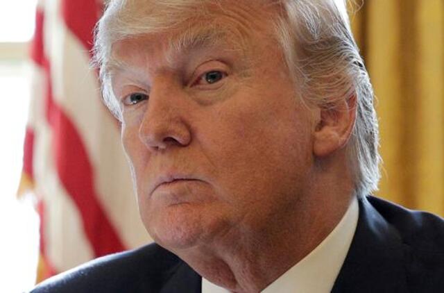 Po Šiaurės Korėjoje kalinto studento mirties Donaldas Trampas pavadino Pchenjaną „brutaliu režimu"