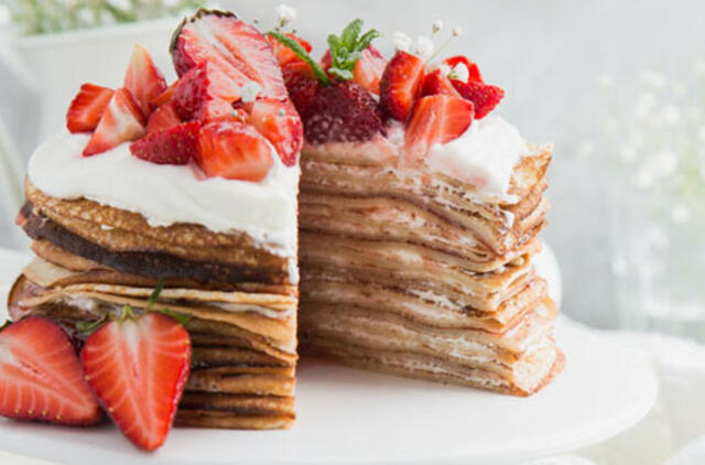 Pusryčiai tėčiui: blynų tortas