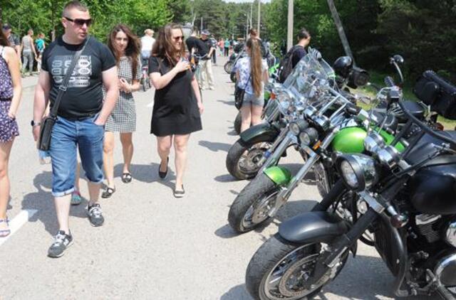 Sezoną Šventojoje atidarė baikeriai