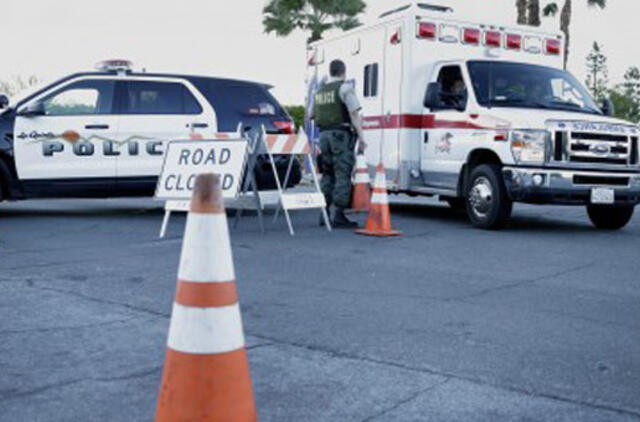 Toronto prekybos centre peiliu sužeistas jaunuolis