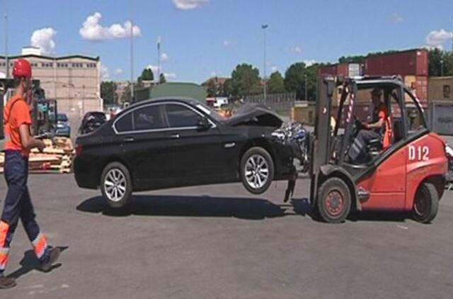 Amerikietiškų automobilių importuotojai - spąstuose