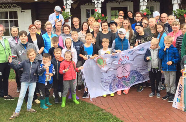 "Cukrinukus" auginančios šeimos mokėsi pasaldinti savo kasdienybę