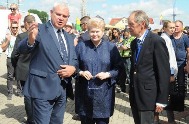 Didžiųjų burlaivių fiestoje lankėsi ir prezidentė