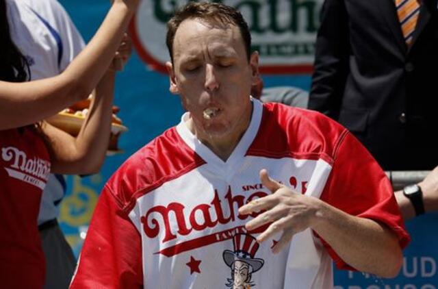 Kalifornijos gyventojas per 10 min. surijo 72 dešrainius