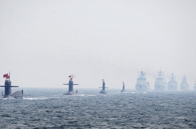 Kinijos karo laivai plaukia į bendras su Rusija karines pratybas Baltijos jūroje