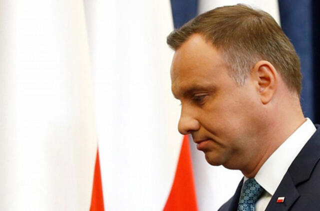 Lenkijos premjerė kaltina prezidentą reformų proceso stabdymu