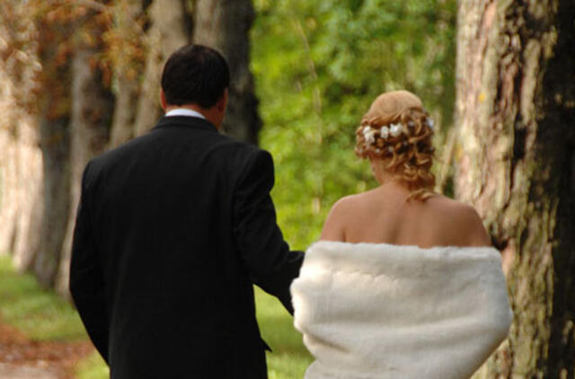 Santuokos nuo Olando Kepurės persikėlė ant Kalniškės piliakalnio