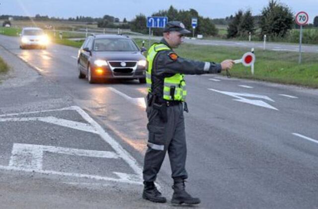 Ką darom? Gal kyšį norit duoti?