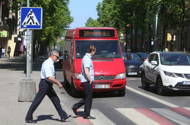 Kodėl raudonieji autobusiukai nebus nauji?