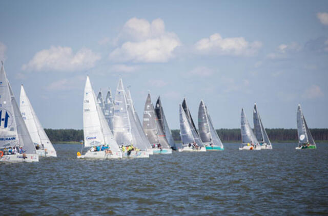 50-oji "Kuršių marių regata" įpusėjo