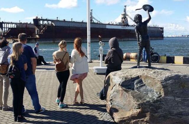 Naujas dokas Klaipėdos uoste sukėlė šurmulį