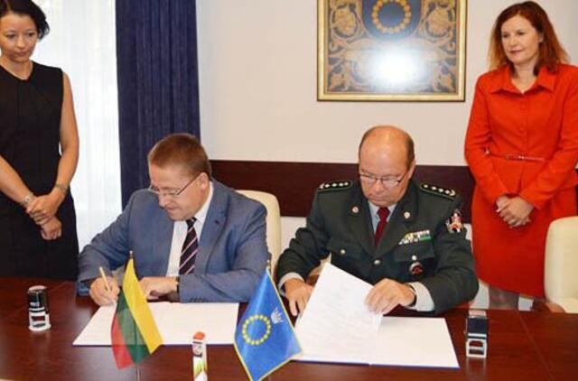 Pasirašyta bendradarbiavimo sutartis su Valstybės sienos apsaugos tarnybos Pakrančių apsaugos rinktine