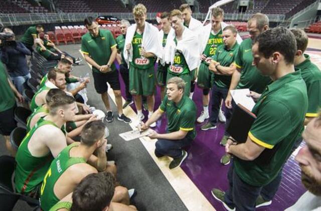 Paskutinė repeticija: lietuvių kelyje – favoritų etiketės neprarandantys ispanai