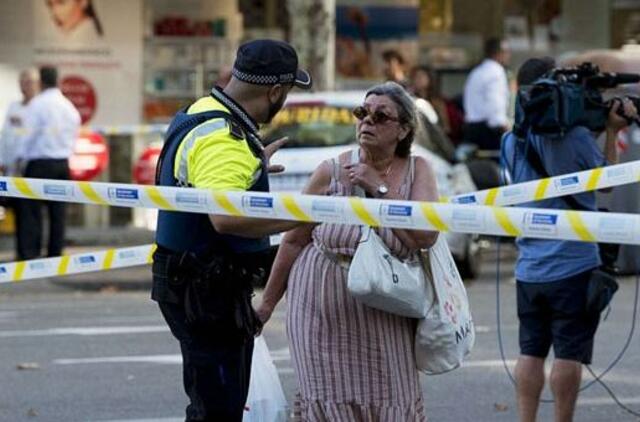 Turistė iš Australijos tapo išpuolių trijose šalyse liudininke