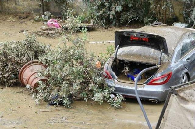 Gelbėtojai: potvyniai Italijoje pareikalavo mažiausiai aštuonių žmonių gyvybių