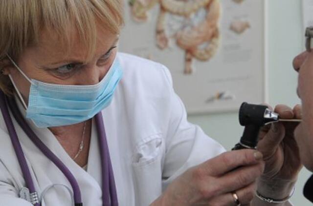 Medikai pigiausių vaistų nesirenka