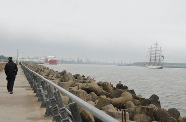 Perstatyti uosto vartai bus naudingi ilgiau nei 100 metų