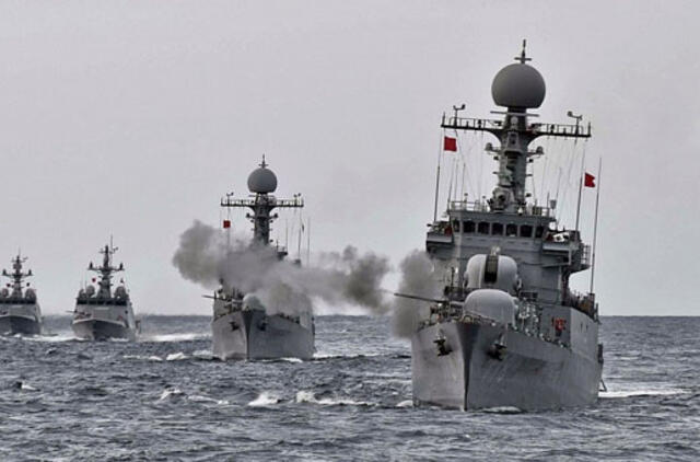 Pietų Korėjos karinis laivynas, perspėdamas Šiaurės Korėją, surengė dideles pratybas