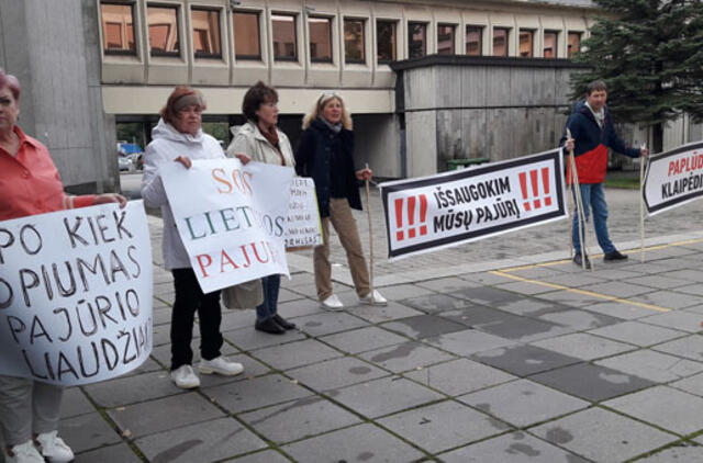 Premjeras Klaipėdoje pasitiktas piketu