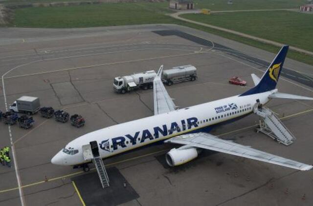 „Ryanair“ keis bagažo politiką