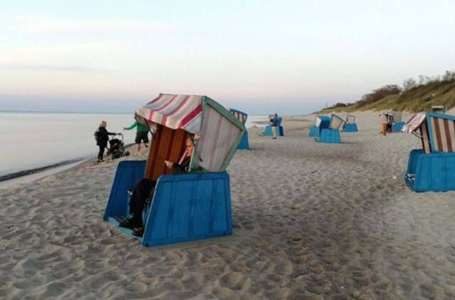 Į Neringos pliažus grįš prieškario mada