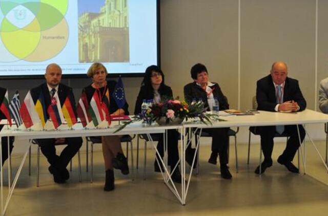 Lietuvos verslo kolegijos tarptautinė mokslinė-metodinė konferencija: „Regiono plėtra: Ekonomikos, Vadybos, Technologijų ir Teisės galimybės 2017“